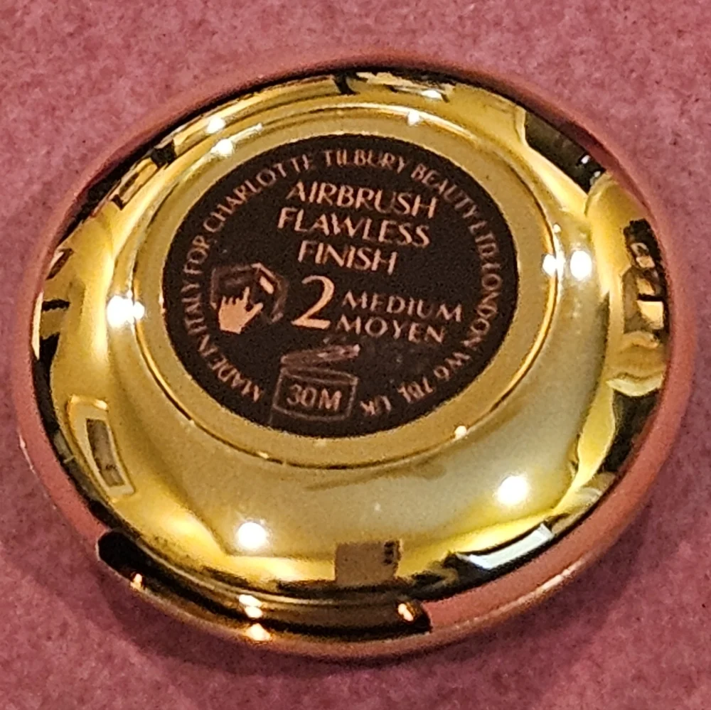 Charlotte Tilbury Airbrush Flawless Finish Micro Powder (02 Medium ) Mini 0.8g - Picture 5 of 5